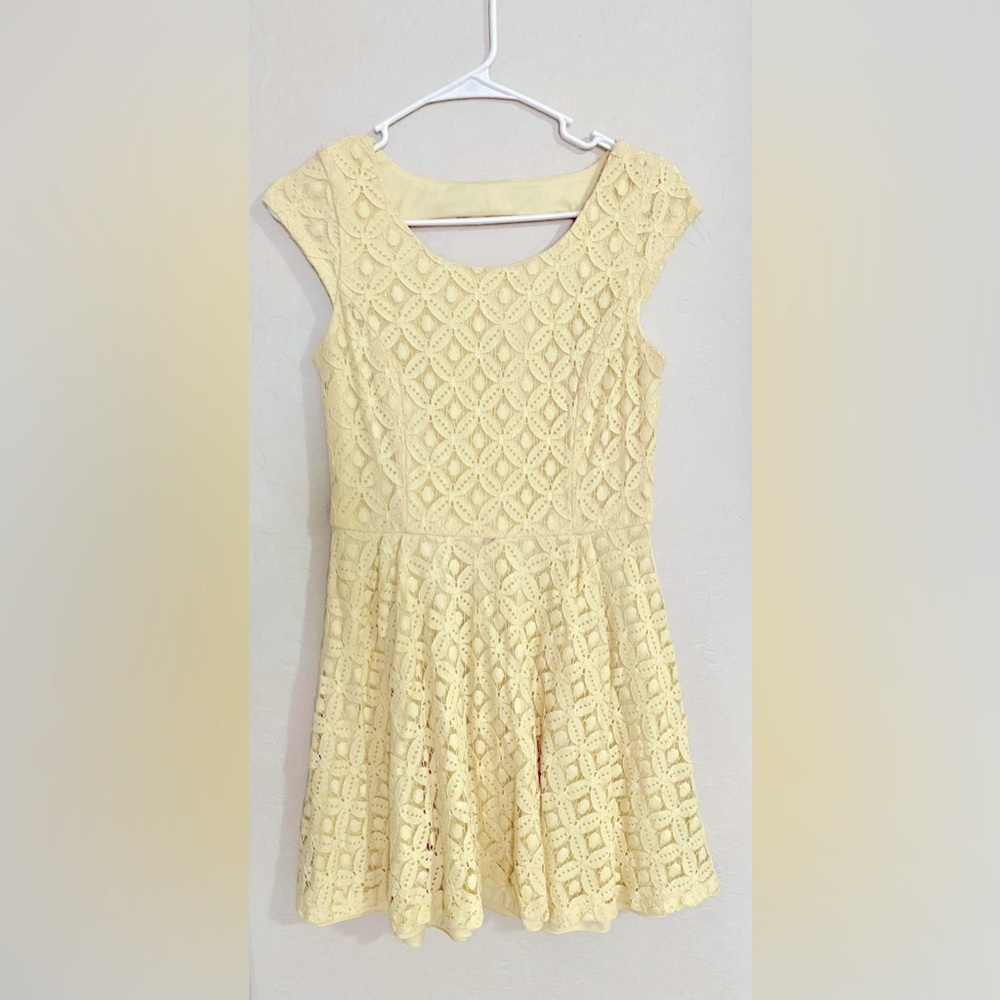 Yellow dress; size small